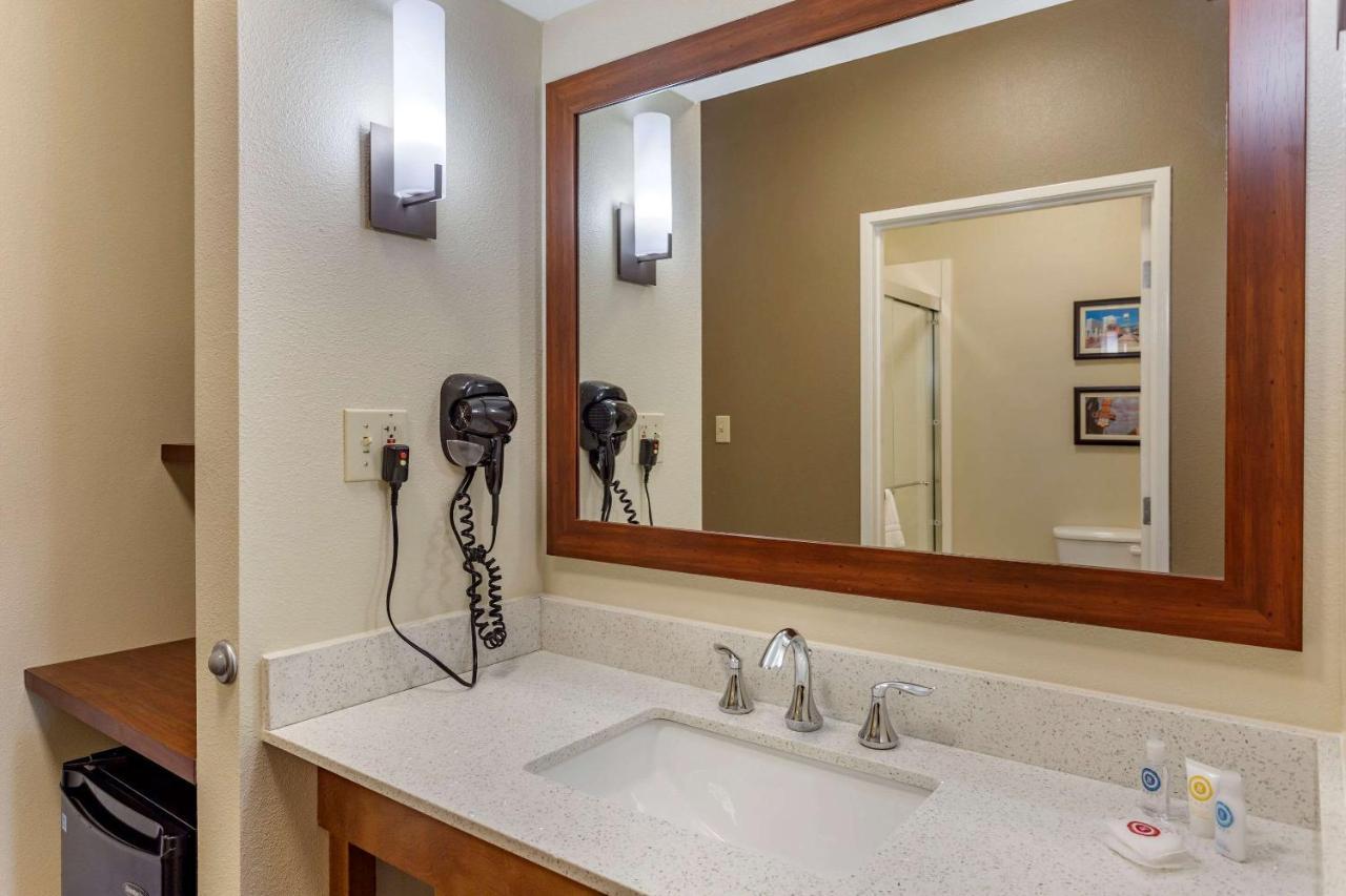 Comfort Suites Memphis Eksteriør billede
